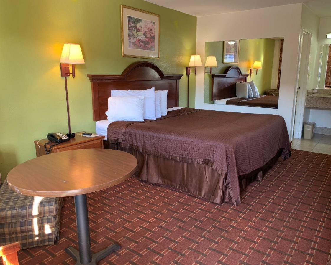 Royal Regency Inn Rock Hill Eksteriør billede
