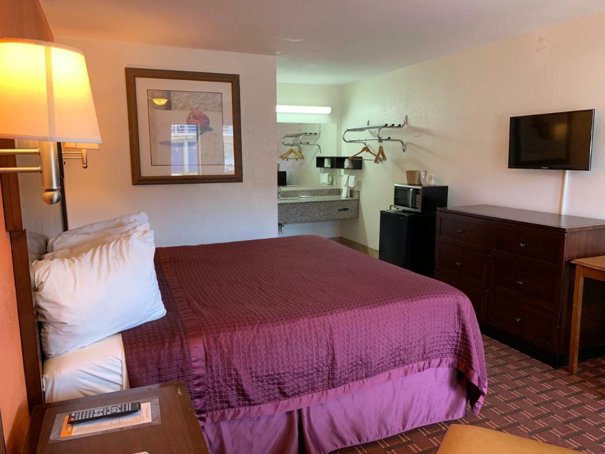 Royal Regency Inn Rock Hill Eksteriør billede